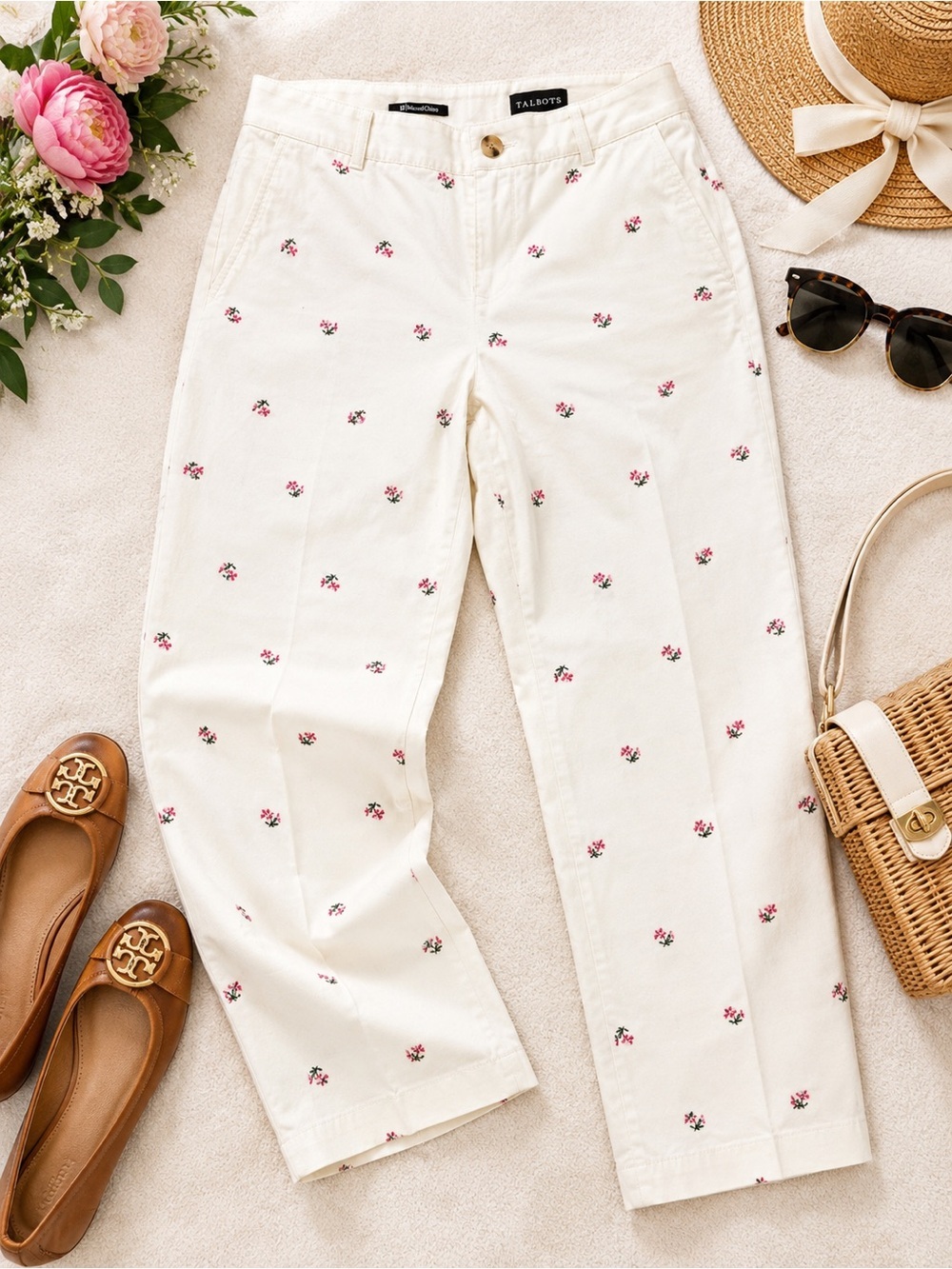 Talbots Relaxed Chino Floral Embroidered Cropped Pants Size 12 Ivory Pink